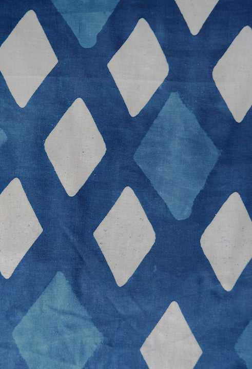 Handblock Indigo with diamond Pattern